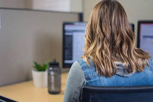 THE BEST METHOD TO GET A FLATTER BELLY WHILE SITTING AT YOUR DESK - diastasisrehab